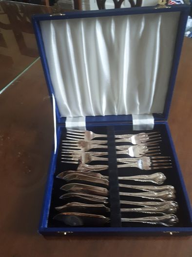 Beautiful Cutlery Set