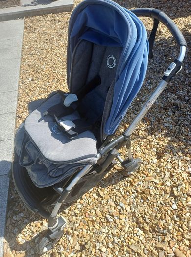 Bugaboo buggy with footmuff and carseat adaptors