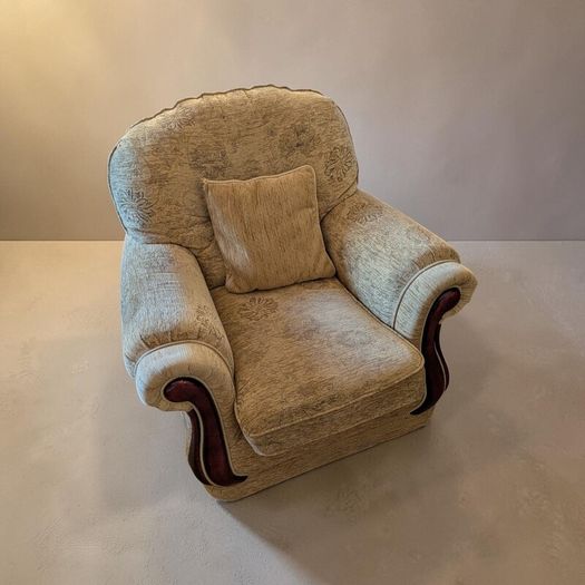 3 piece Suite of Furniture