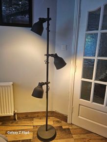 Matching floor & ceiling lights