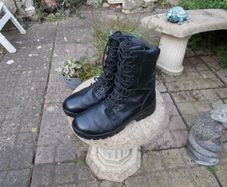 Leather Boots / Vibram Soles / UK12 - EU 46