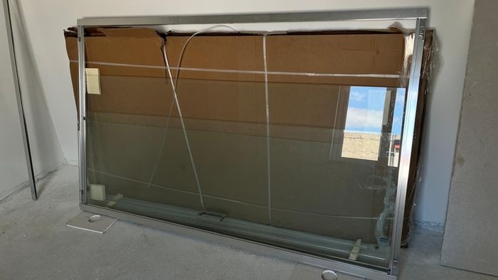 Shower Panel and Shower Enclosure