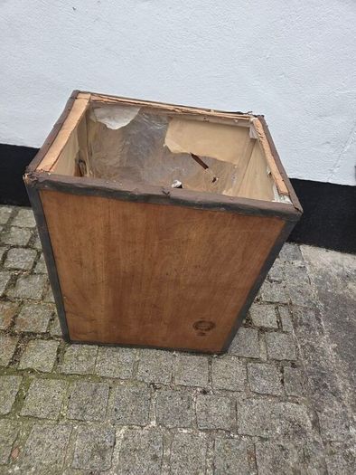 vintage tea chests