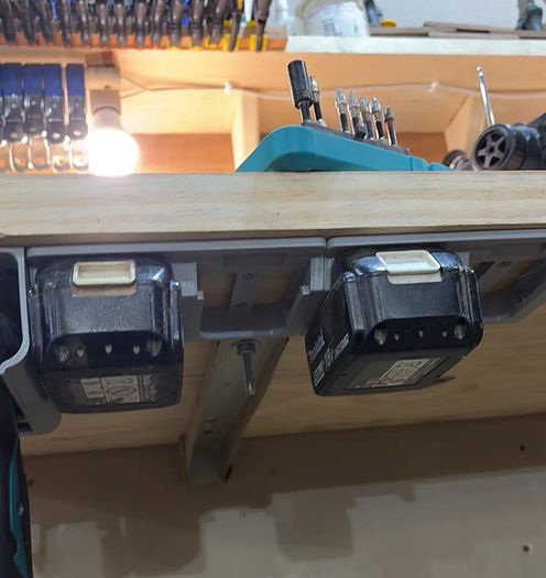 Makita Battery Rack 18v