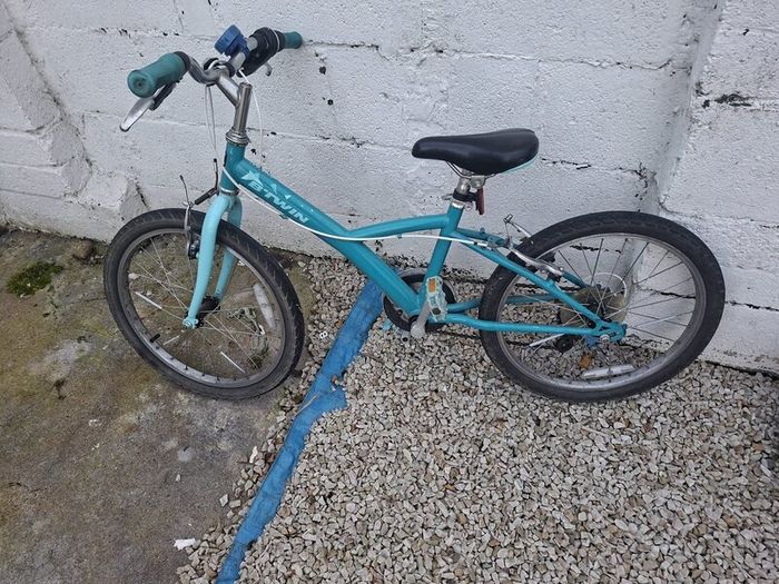 Boys bike