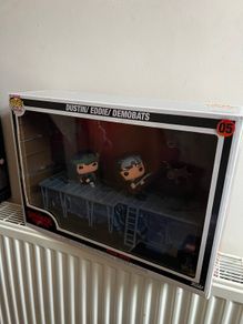 Funko Pop Deluxe Moment Stranger Things Dustin Eddie Demobats #05 (Sealed)