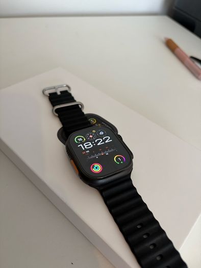 Apple Watch Ultra 2 (GPS + Cellular)