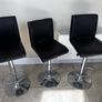 bar stools Image 3