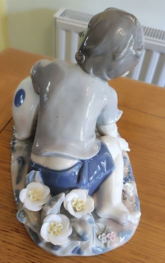 Ashford Collection Porcelain Figurine