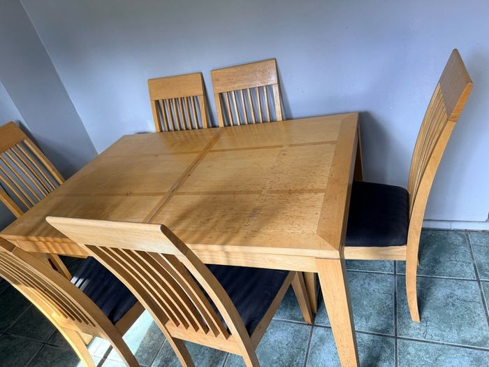 dining table with 6 chairs