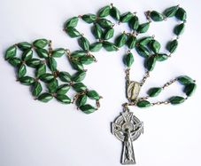 Vintage Irish Celtic Green Shamrock Rosary Beads ERIN