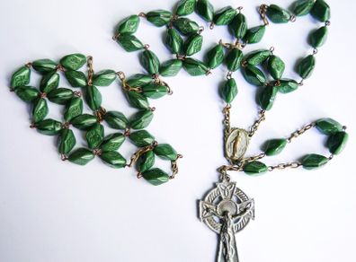 Vintage Irish Celtic Green Shamrock Rosary Beads ERIN