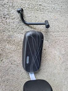 Bike pannier seat