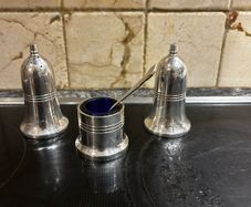 3 piece salt and pepper set