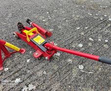 Car jack 2 ton with axle stands