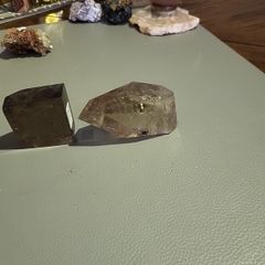 Golden rutilated quartz