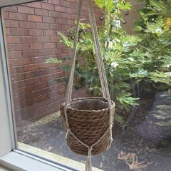 macrame hanging planter