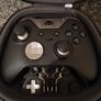 Xbox One 500GB Bundle - Elite Series 2 Controller Image 5