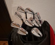 Golf irons plus Bag