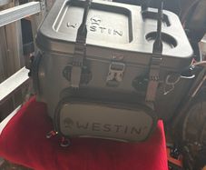 Westin lure box/bag