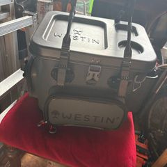 Westin lure box/bag