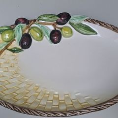 Wicker Olive 3D Platter Italian