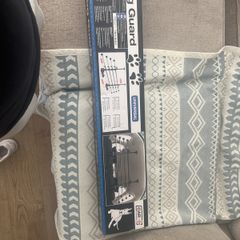 Universal metal dog guard