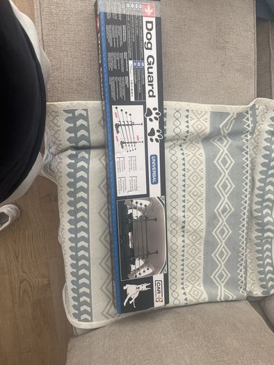Universal metal dog guard