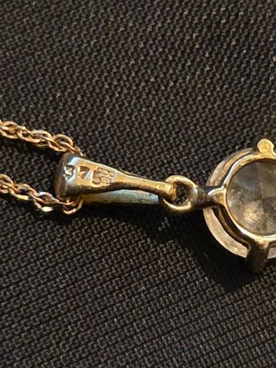 9ct Gold Ladies Necklace