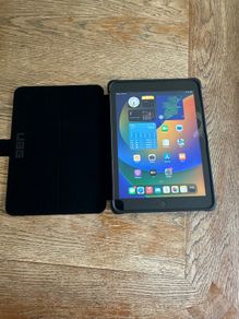 iPad 5th gen with sim