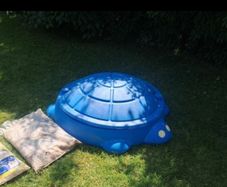Sandpit - blue turtle & 1 bag of unused play sand