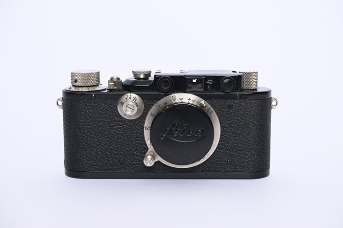 Leica III Black with Elmar 1:3,5 F=50mm