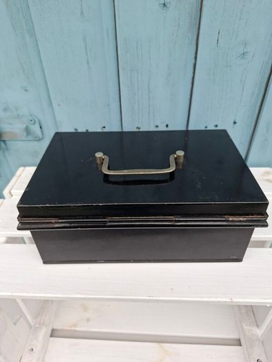 Vintage Cash Box