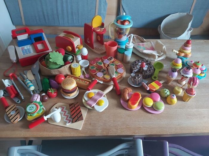 play kitchen le toy van