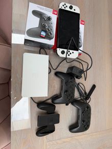Nintendo Switch Oled & Accessories