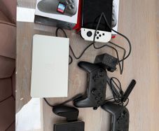 Nintendo Switch Oled & Accessories