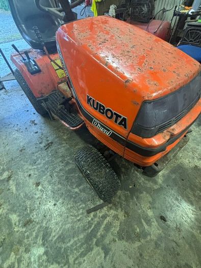 Kubota G1700 tractor only no deck