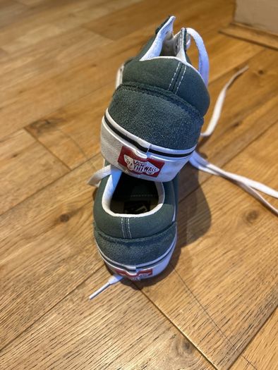 Vans shoes brand new