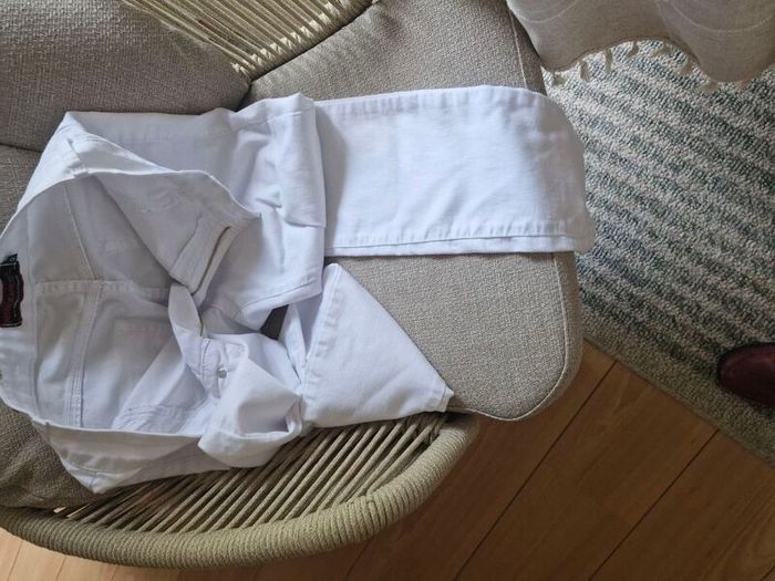white jeans