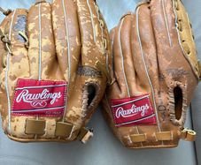 Rawlings Baseball Gloves x2