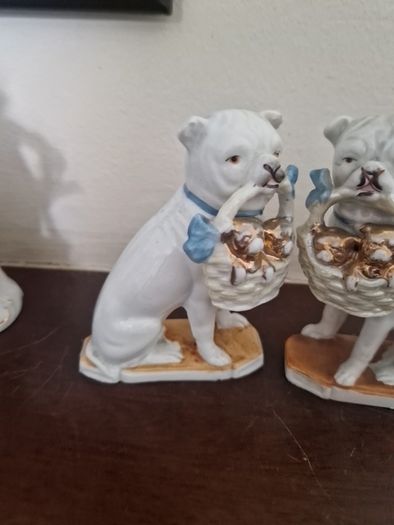 Bulldog figures