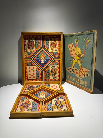 Vintage French Nain Jaune Game - Jura Wooden Box, 5 Trays - Mid-20th Century