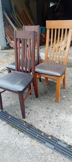 free chairs