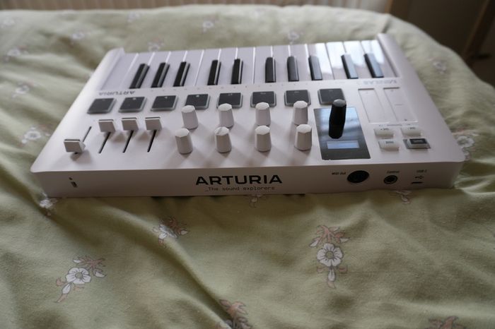 Arturia MiniLab3 25