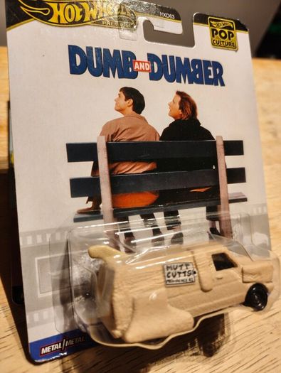 hot wheels premium pop culture Dumb and Dumber mutt cutts van