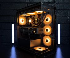 High spec Gaming PC | RTX 5070 / Ryzen 7800x3d / DDR5