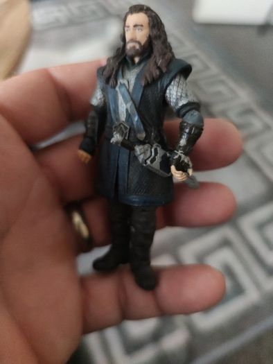 THORIN OAKENSHIELD Figure The Hobbit An Unexpected Journey