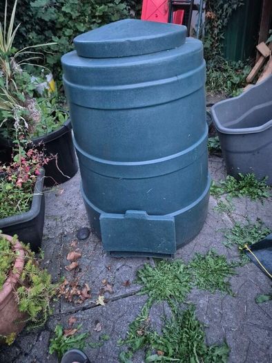 compost bin Free