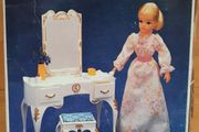 Vintage 1970s Sindy Dressing Table &amp; Stool