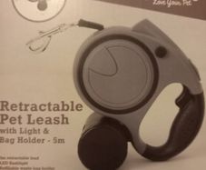Retractable Pet Leash BNWT